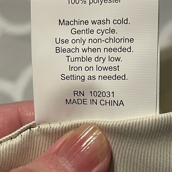 4 curtain panels - Picture 4 of 5